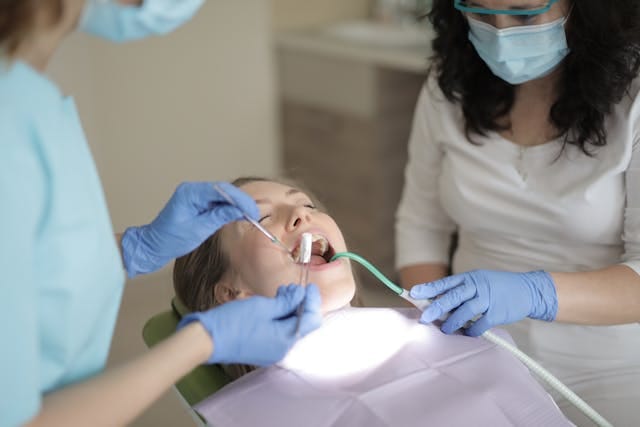 5 Signs You Need A Dental Appointment in Fullerton
